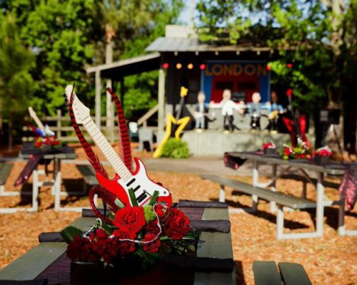 Guitar and Roses Centerpiece (8)